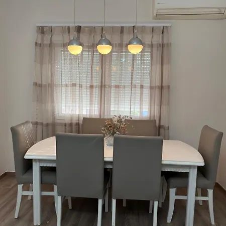 Chic Pazari I Ri New Bazaar Apartment Tirana